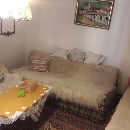 Vikendica Suhodol3 Tarcin